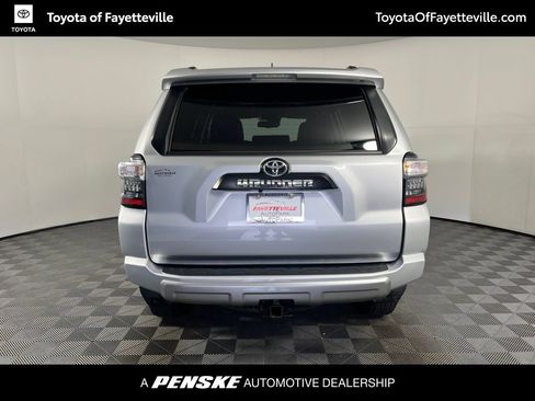 Certified 2024 Toyota 4Runner TRD Off-Road Premium AWD/4WD image 9