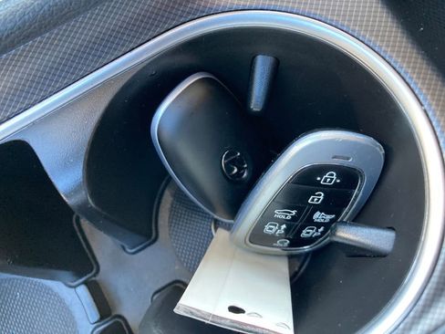 Used 2022 Hyundai Sonata Limited w/ Cargo Package FWD image 33