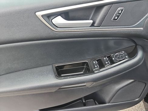 Used 2020 Ford Edge SEL w/ Convenience Package AWD/4WD image 16