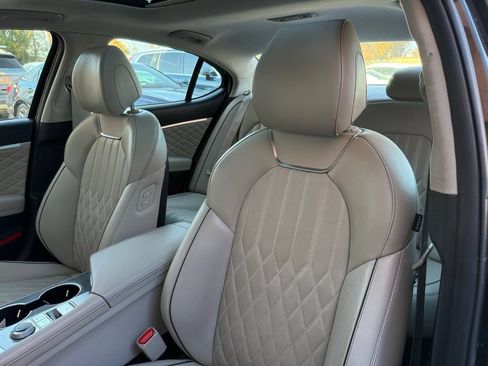 Used 2020 Genesis G70 2.0T w/ Prestige Package AWD/4WD image 12