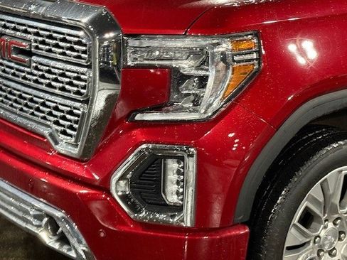 Certified 2022 GMC Sierra 1500 Denali w/ Denali Premium Package image 11