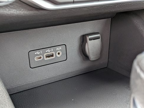 Used 2022 Nissan Sentra SV w/ All-Weather Package FWD image 29