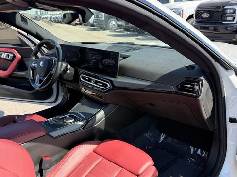 Used 2023 BMW 230i Coupe w/ Premium Package RWD image 13