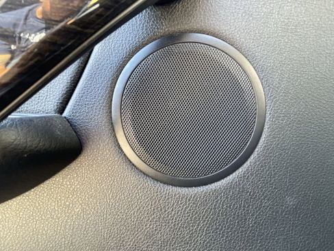 Used 2016 BMW 320i Sedan image 14