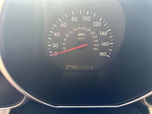 Used 2002 Lexus SC 430 Convertible image 25