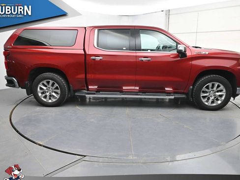 Used 2020 Chevrolet Silverado 1500 LTZ w/ LTZ Premium Package AWD/4WD image 14
