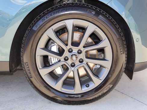 Certified 2025 Land Rover Range Rover Sport S image 32