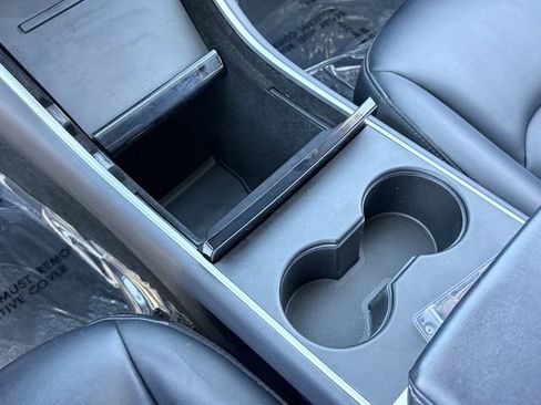 Used 2020 Tesla Model 3 Performance image 17