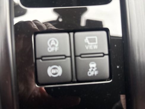 New 2026 Subaru Outback Touring XT image 31