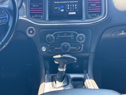 Used 2020 Dodge Charger SXT w/ Blacktop Package RWD image 15