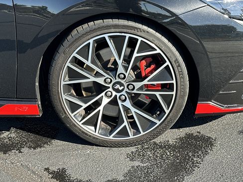 Used 2023 Hyundai Elantra N image 12