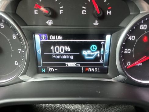 Used 2019 GMC Acadia SLT FWD image 16