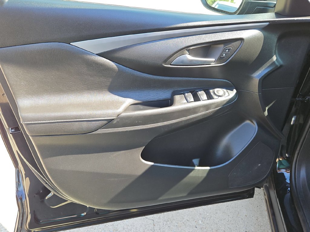 Used 2026 Buick Envista Preferred FWD image 11