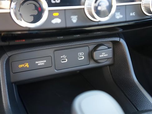 Used 2025 Honda Civic Sport image 16