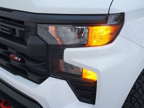 New 2026 Chevrolet Silverado 1500 Custom Trail Boss AWD/4WD image 31