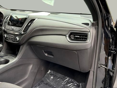 Used 2024 Chevrolet Equinox RS FWD image 35