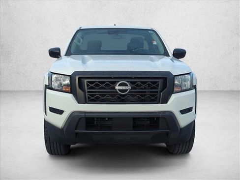 Used 2022 Nissan Frontier S w/ Technology Package image 2