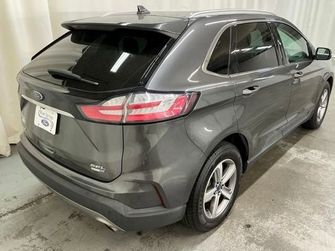 Used 2019 Ford Edge SEL w/ Equipment Group 201A image 3