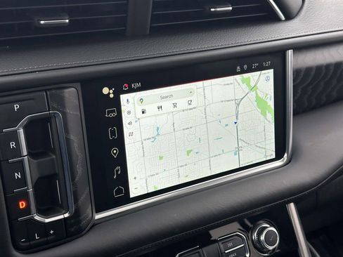 Used 2024 GMC Yukon Denali w/ Advanced Technology Package image 30