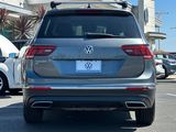 Certified 2020 Volkswagen Tiguan SE w/ Panoramic Sunroof Package image 6