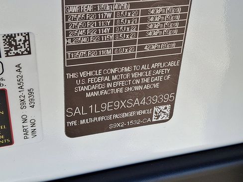 New 2025 Land Rover Range Rover Sport Dynamic SE image 27