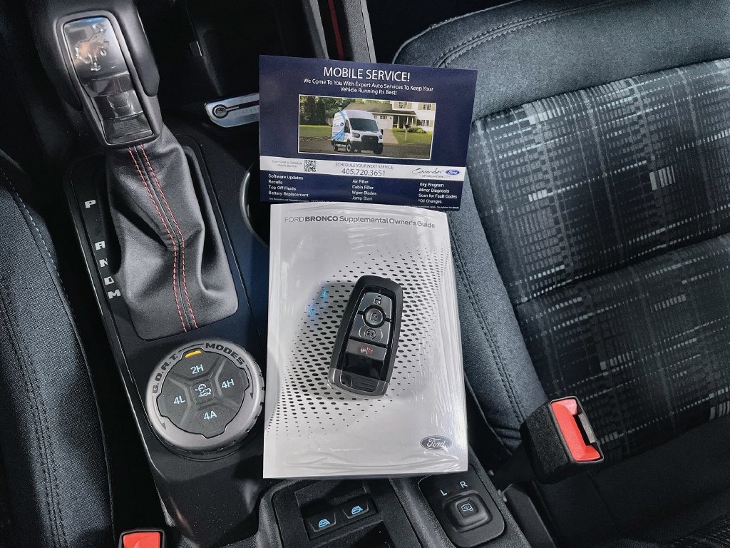 New 2026 Ford Bronco Heritage Edition AWD/4WD image 10