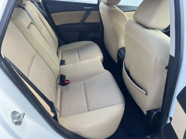 Used 2013 MAZDA MAZDA3 i Touring FWD image 17