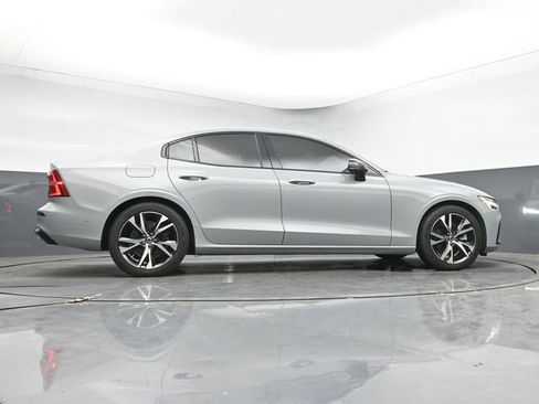 Used 2024 Volvo S60 B5 Plus w/ Climate Package FWD image 17