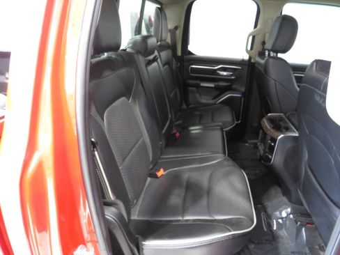 Used 2020 RAM 1500 Laramie AWD/4WD image 13