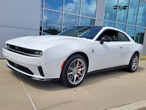 New 2024 Dodge Charger Daytona Scat Pack w/ Plus Group AWD/4WD image 3