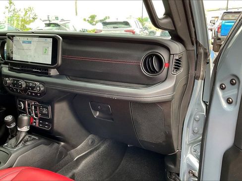 Used 2024 Jeep Wrangler Unlimited Rubicon 392 AWD/4WD image 16