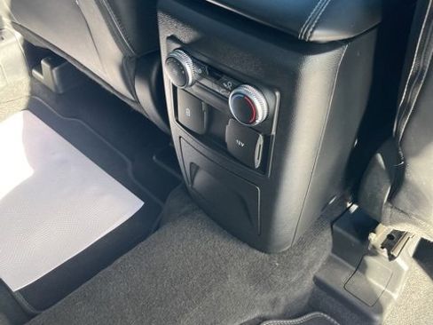 Used 2022 Ford Explorer XLT w/ Equipment Group 202A image 23