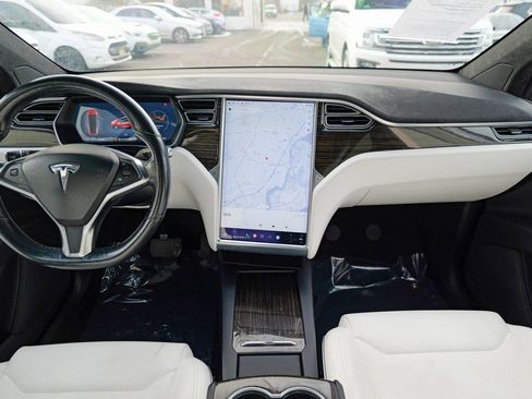 Used 2016 Tesla Model X 90D image 42