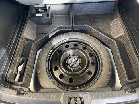 Used 2020 Ford Edge SEL w/ Cold Weather Package image 14