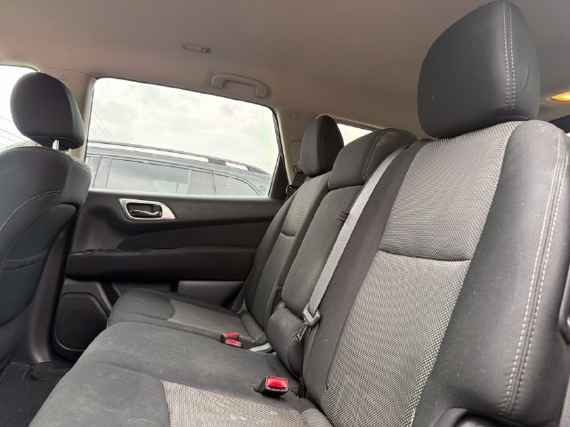 Used 2017 Nissan Pathfinder SV w/ Trailer Tow Package AWD/4WD image 23