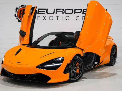 Used 2022 McLaren 720S Performance image 4