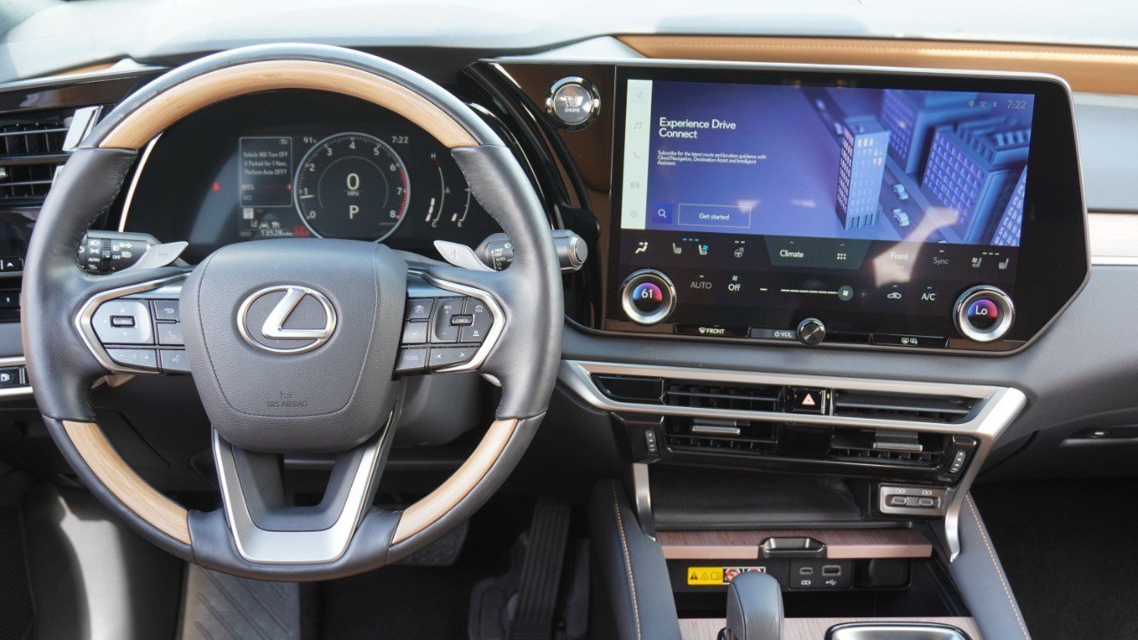 Certified 2024 Lexus RX 350 Premium w/ Accessory Package (Z1) FWD image 29