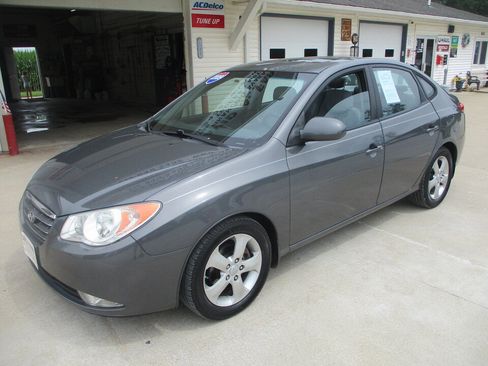 Used 2009 Hyundai Elantra SE FWD image 13