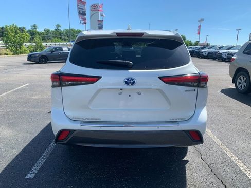 Used 2020 Toyota Highlander Limited AWD/4WD image 3