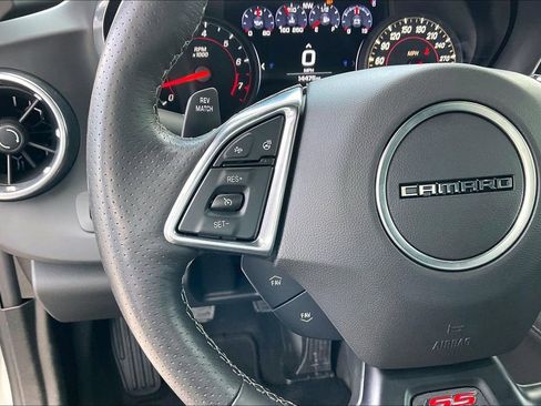 Used 2023 Chevrolet Camaro SS RWD image 8