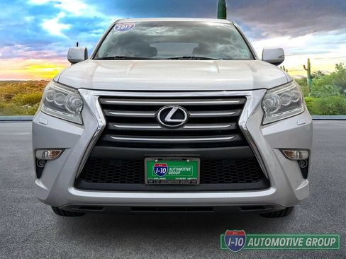 Used 2017 Lexus GX 460 AWD/4WD image 11