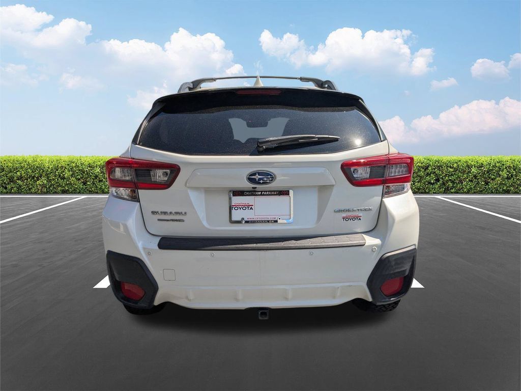 Used 2020 Subaru Crosstrek 2.0i Limited w/ Moonroof Package w/Navigation AWD/4WD image 6