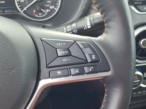 Used 2025 Nissan Sentra SR w/ SR Premium Package FWD image 24