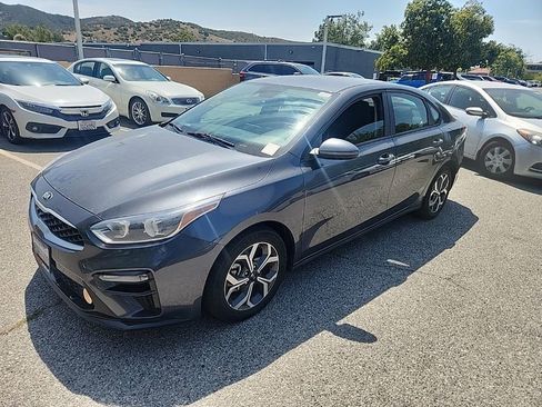 Used 2021 Kia Forte LXS FWD image 1