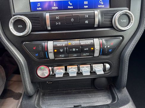 Used 2020 Ford Mustang Premium image 23