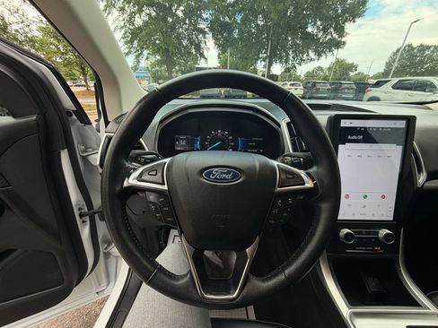 Used 2024 Ford Edge SEL AWD/4WD image 21