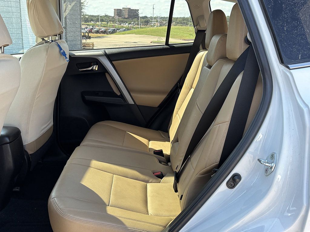 Used 2017 Toyota RAV4 XLE FWD image 9