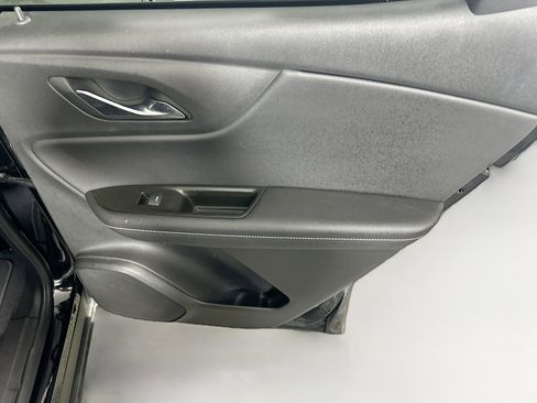 Used 2025 Chevrolet Blazer LT FWD image 28
