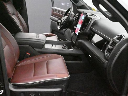 Used 2026 RAM 1500 Limited AWD/4WD image 11