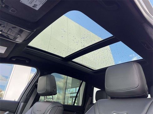 Certified 2024 Cadillac XT6 Premium Luxury w/ Platinum Package image 14